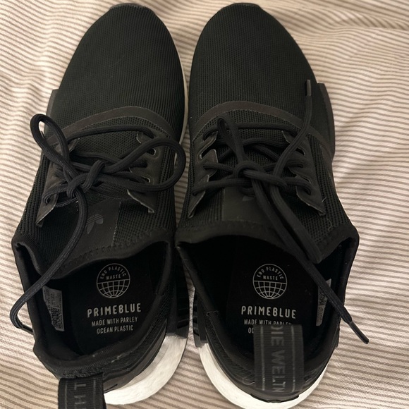 Adidas NMD R1 Black and White Sneakers - Picture 5 of 7